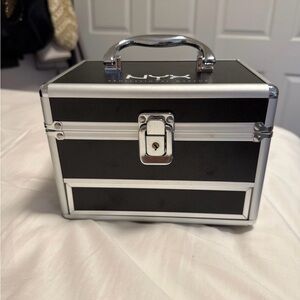 NYX Makeup Case
